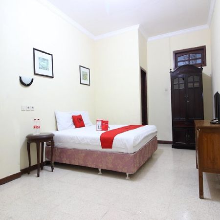 Reddoorz @ Mantrijeron 2 Hotel Yogyakarta Exterior photo