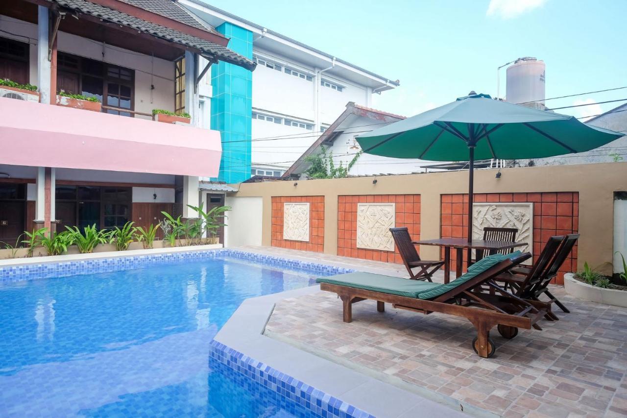 Reddoorz @ Mantrijeron 2 Hotel Yogyakarta Exterior photo