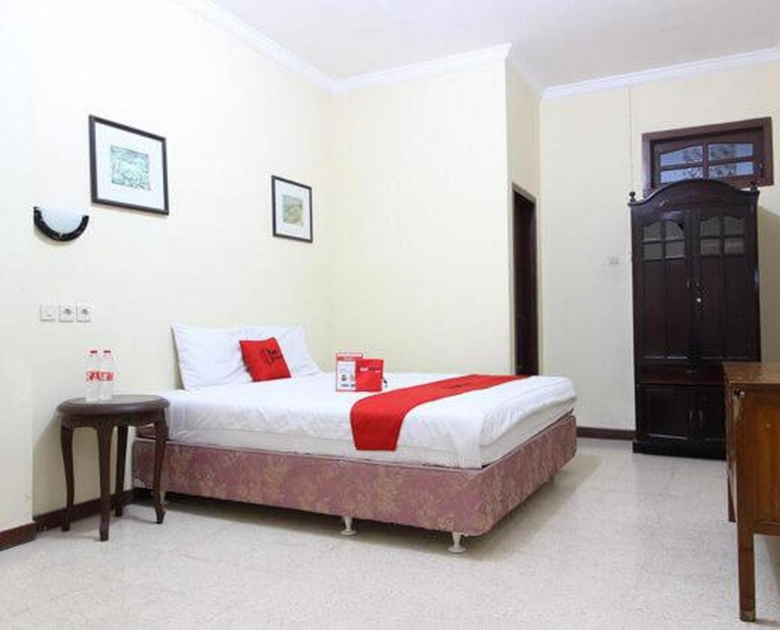 Reddoorz @ Mantrijeron 2 Hotel Yogyakarta Exterior photo